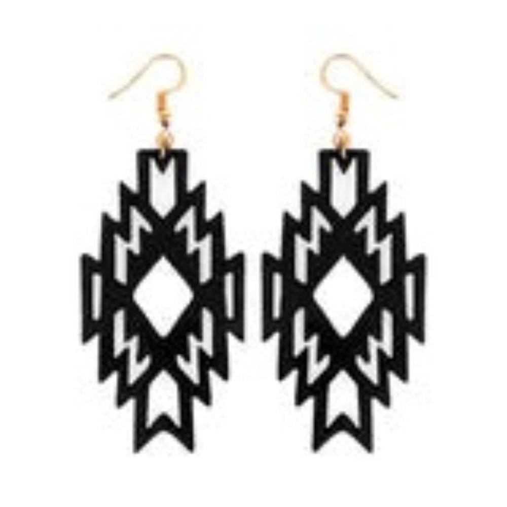 NWT Womans Black Wood Aztec Diamond Earrings